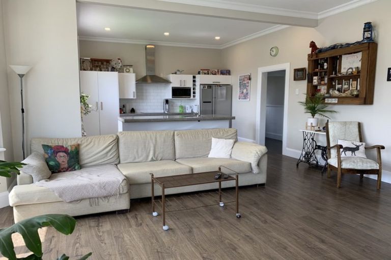 Photo of property in 2 Armstrong Street, Balclutha, 9230