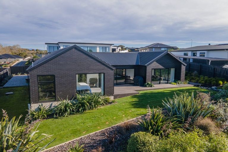 Photo of property in 13 Lancewood Terrace, Oceanview, Timaru, 7910
