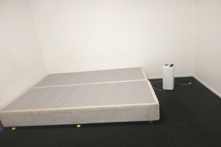 Photo of property in 16 Valhalla Drive, Beach Haven, Auckland, 0626