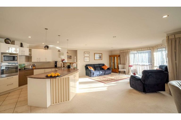 Photo of property in 14b Karaka Drive, Kerikeri, 0230