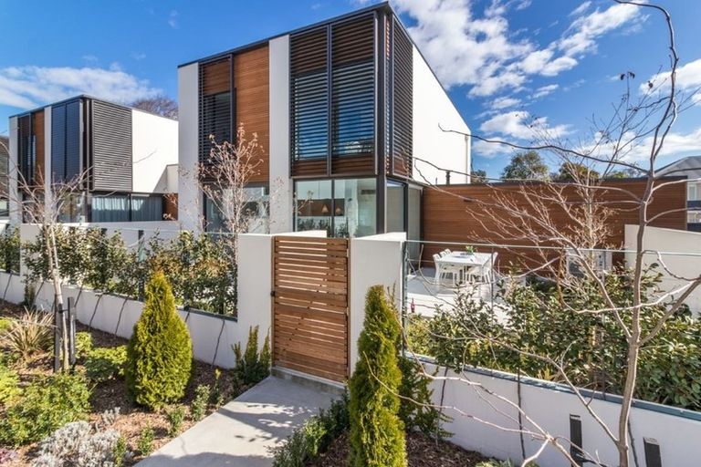 Photo of property in 138e Glandovey Road, Strowan, Christchurch, 8052