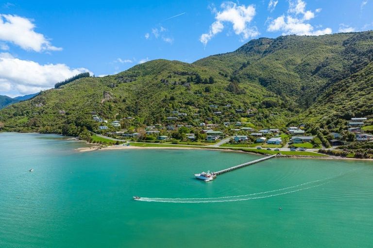 Photo of property in 22 Tirimoana Terrace, Anakiwa, Picton, 7281