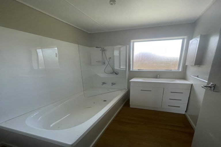 Photo of property in 30a Perth Street, Levin, 5510