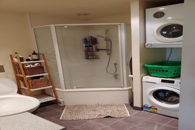 Photo of property in St Peters Apartments, 3e/192 Willis Street, Te Aro, Wellington, 6011