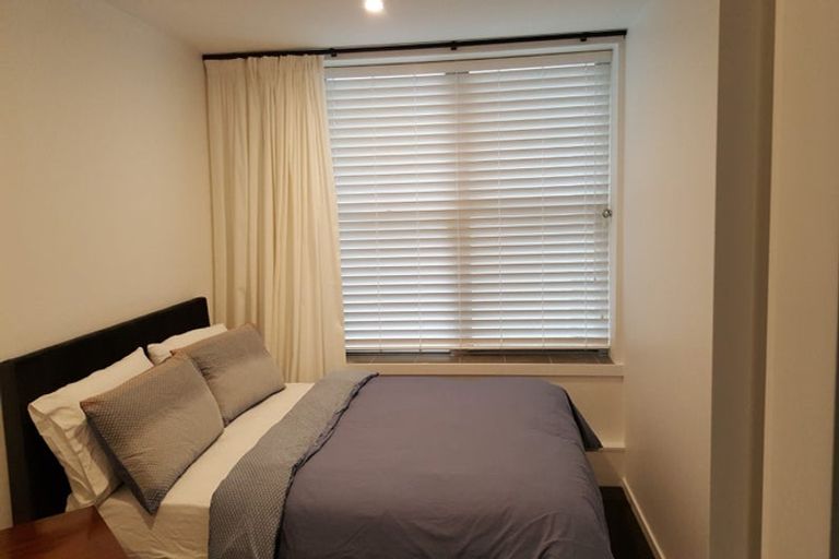 Photo of property in 5c/123 Molesworth Street, Thorndon, Wellington, 6011