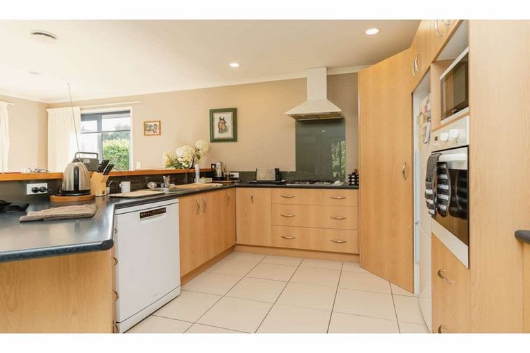 Photo of property in 30 Edkins Road, Kerikeri, 0230