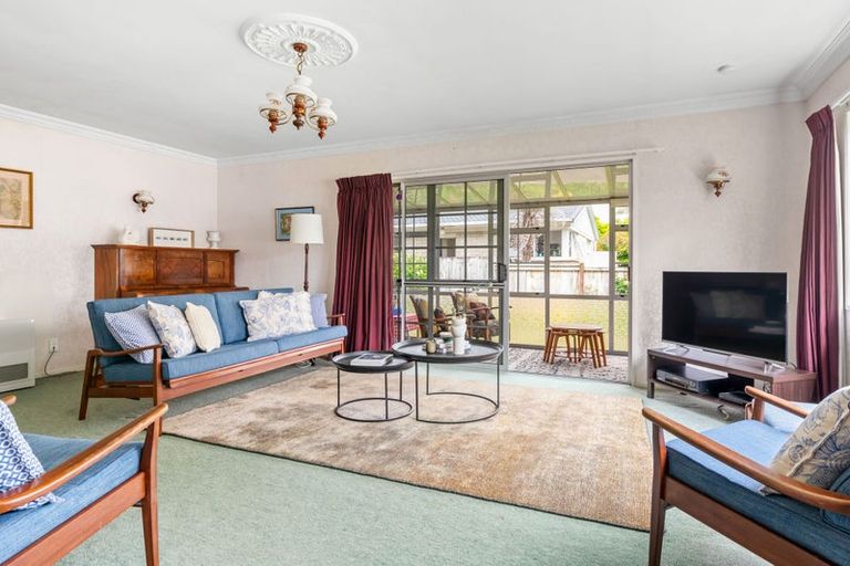 Photo of property in 44 Glen Lynne Avenue, Queenwood, Hamilton, 3210