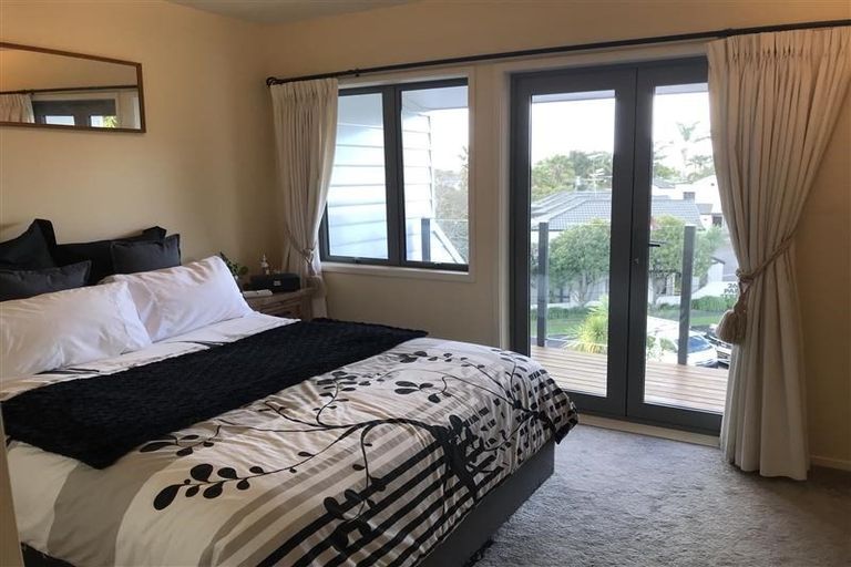 Photo of property in 3/17 Pannill Place, Oteha, Auckland, 0632