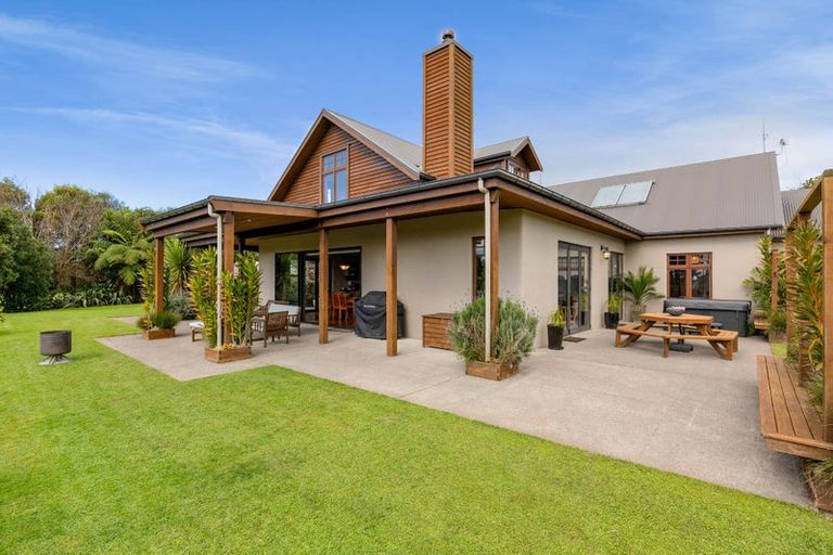Photo of property in 1248 Egmont Road, Egmont Village, New Plymouth, 4372