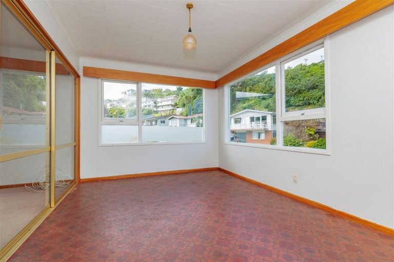 Photo of property in 15 Cortina Avenue, Johnsonville, Wellington, 6037