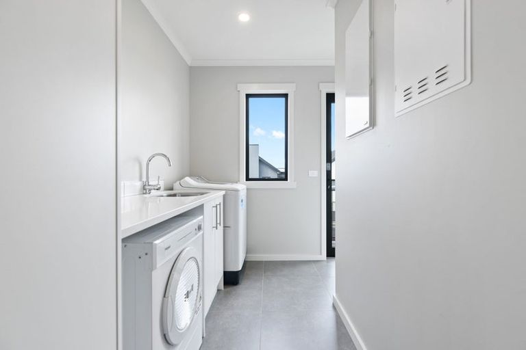 Photo of property in 68 Helen June Avenue, Flagstaff, Hamilton, 3210