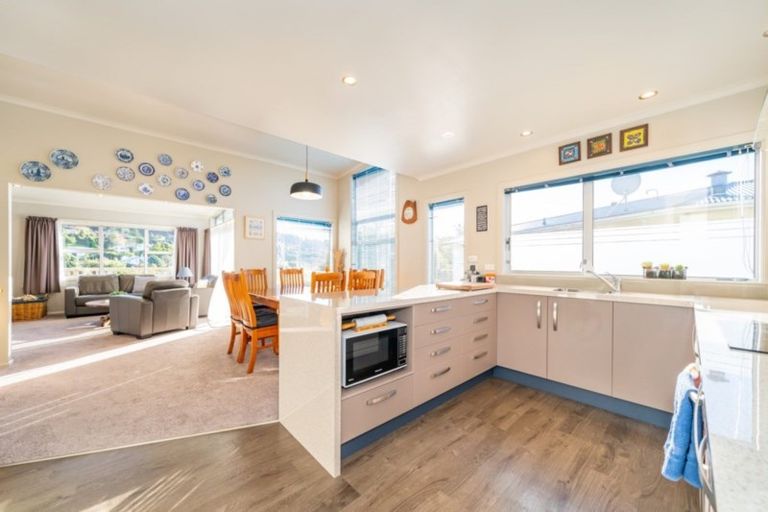 Photo of property in 40 Sunbrae Drive, Silverstream, Upper Hutt, 5019