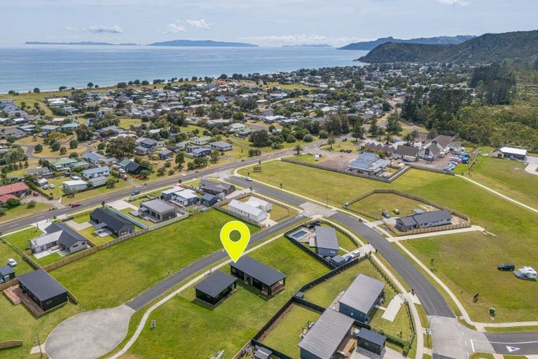 Photo of property in 5 Riria Way, Matarangi, 3592