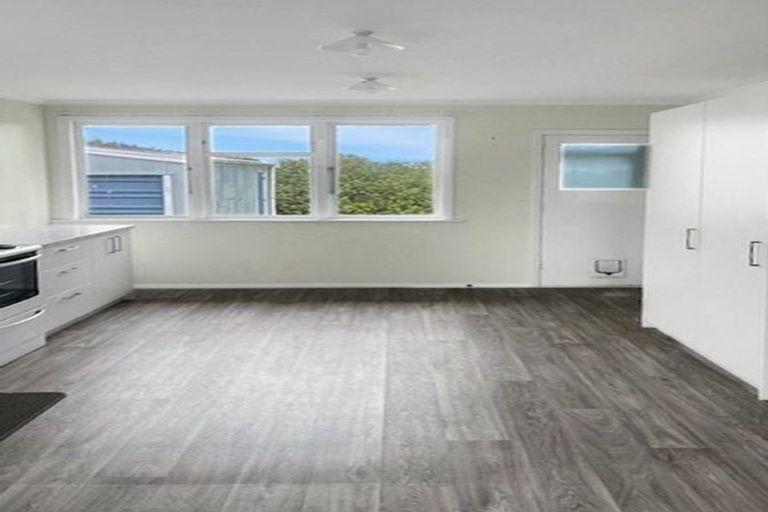 Photo of property in 47 Taumaihi Street, Bulls, 4818