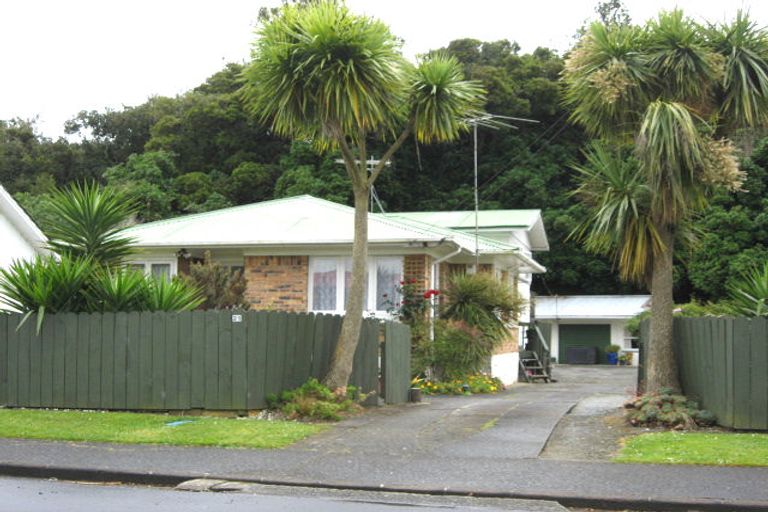 Photo of property in 21 Rosehill Drive, Rosehill, Papakura, 2113