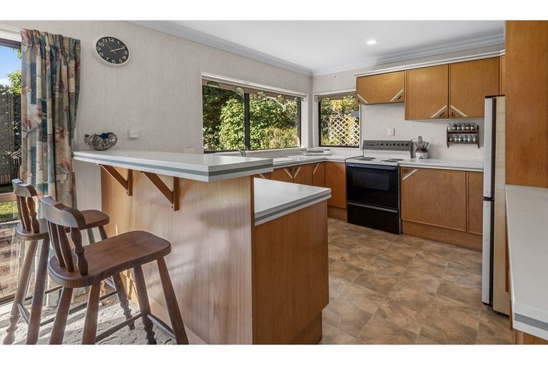 Photo of property in 9b Adams Place, Te Kamo, Whangarei, 0112