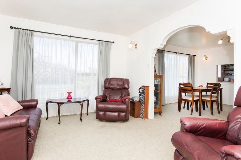 Photo of property in 18 Elsdon Best Street, Riverdale, Gisborne, 4010