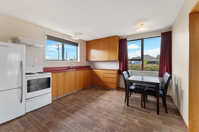 Photo of property in 1/7 Ontario Place, Wainoni, Christchurch, 8061