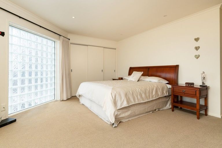 Photo of property in 308/178 Marine Parade, Mount Maunganui, 3116