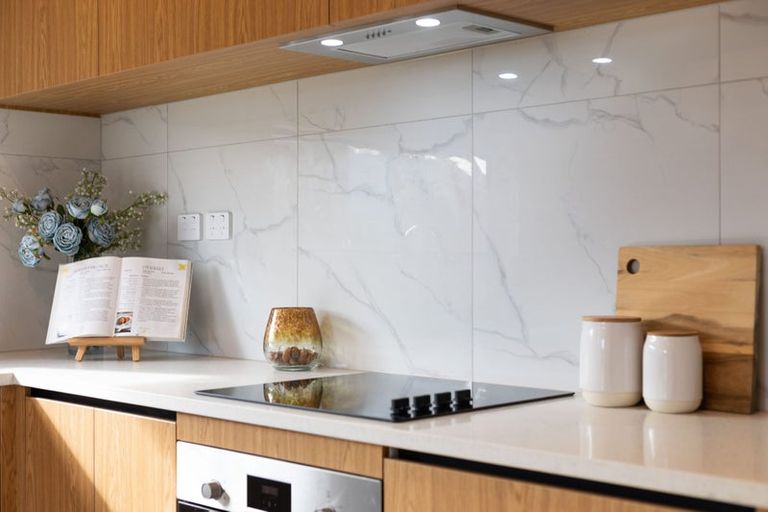 Photo of property in 63 Mcindoe Road, Kumeu, 0810