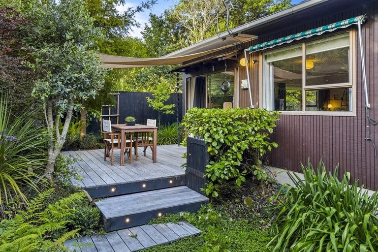 Photo of property in 3/34 Heathcote Road, Castor Bay, Auckland, 0620