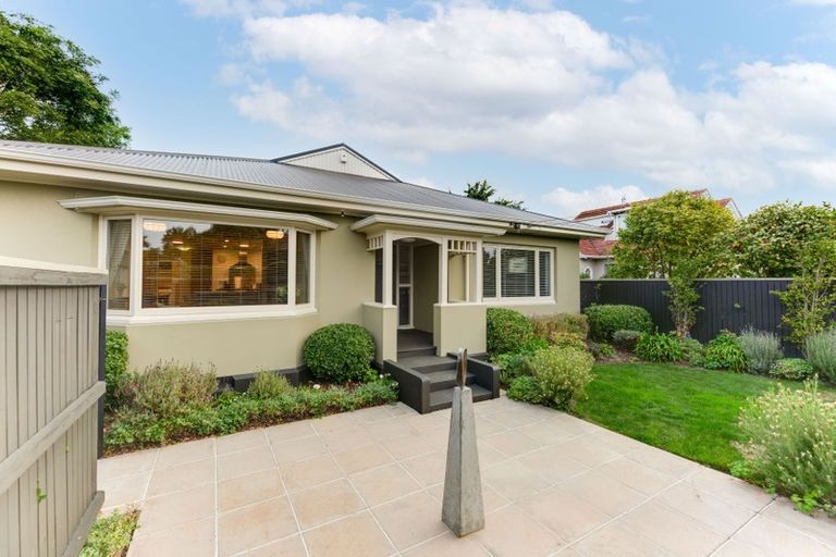 Photo of property in 66 Kahu Road, Fendalton, Christchurch, 8041