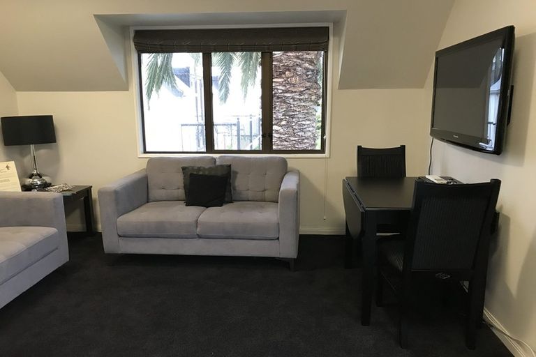 Photo of property in 4i Aubrey Street, Akaroa, 7520