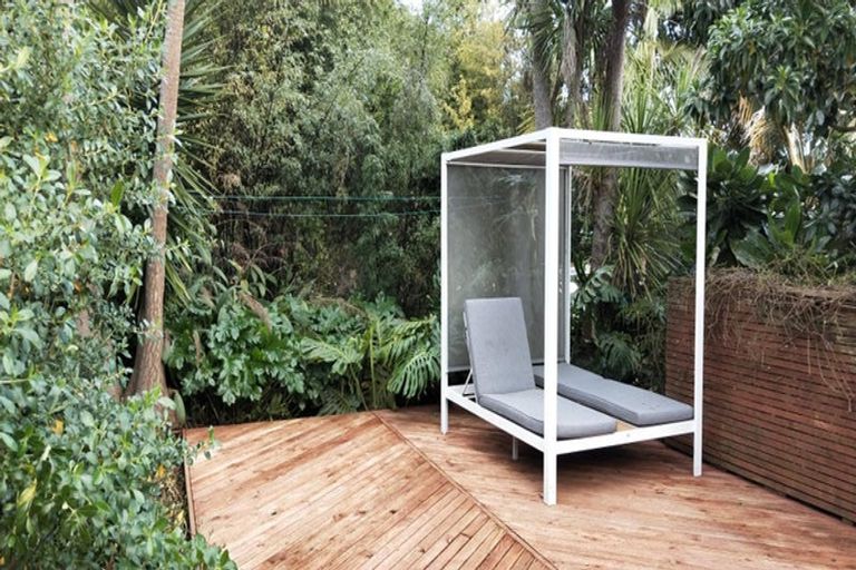 Photo of property in 8 Evelyn Street, Eden Terrace, Auckland, 1021