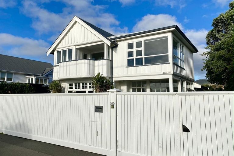 Photo of property in 100 Esplanade, Sumner, Christchurch, 8081