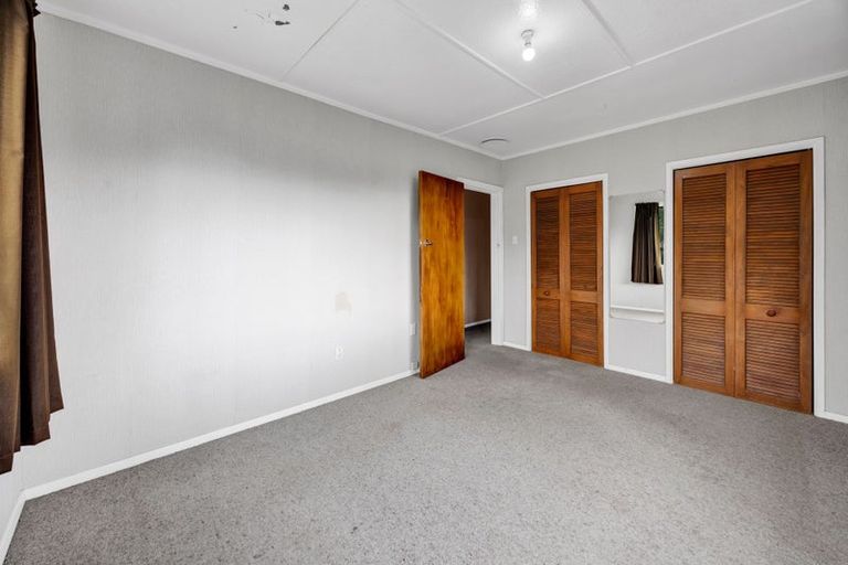Photo of property in 96 Fairfield Road, Hawera, 4610