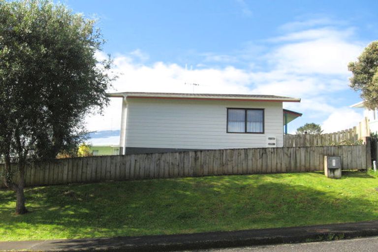 Photo of property in 1 Whitelaw Place, Te Kamo, Whangarei, 0112