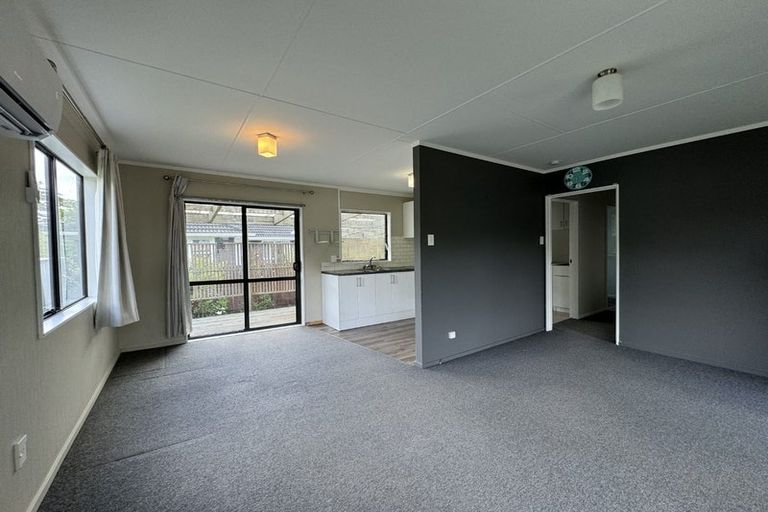 Photo of property in 26 Moeraki Road, Maoribank, Upper Hutt, 5018