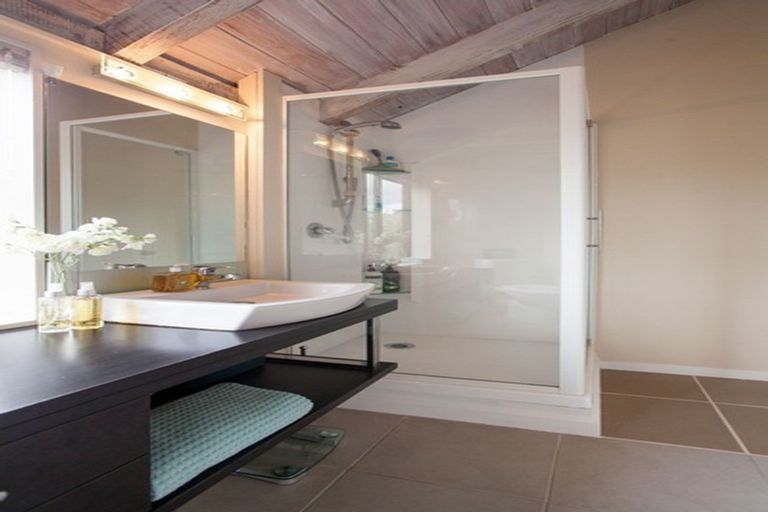 Photo of property in 22c Grand View Road, Remuera, Auckland, 1050