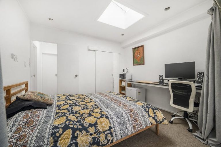 Photo of property in 100a Kawaha Point Road, Kawaha Point, Rotorua, 3010