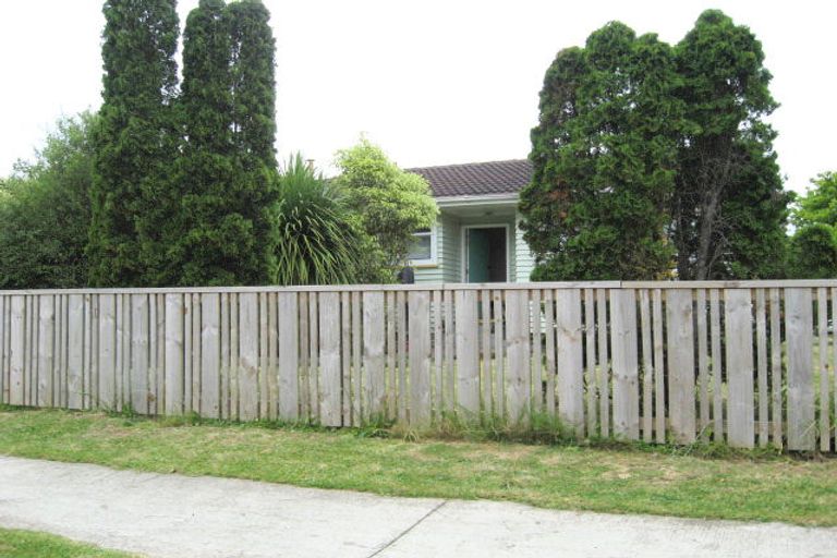Photo of property in 53 Valiant Street, Mangere, Auckland, 2022