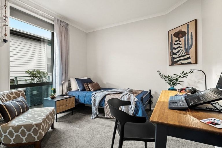 Photo of property in 6 Montecillo Lane, Mornington, Dunedin, 9011