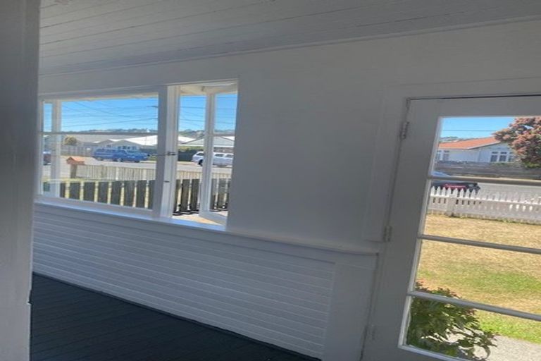 Photo of property in 47 Kauri Street, Miramar, Wellington, 6022