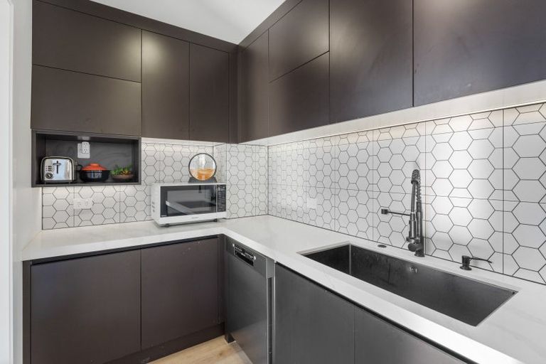 Photo of property in 1 Stetson Rise, Waikanae, 5391