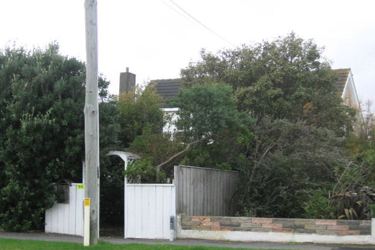 Photo of property in 94 Manly Street, Paraparaumu Beach, Paraparaumu, 5032