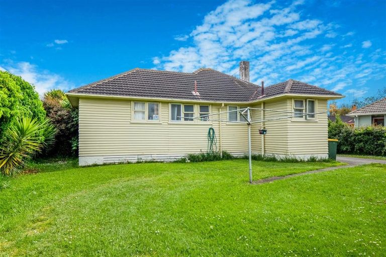 Photo of property in 4 Mcpherson Place, Fairfield, Hamilton, 3214