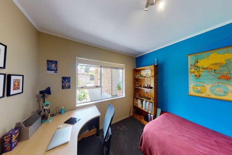 Photo of property in 2 Keywella Drive, Conifer Grove, Takanini, 2112