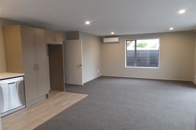 Photo of property in 4/121 Waltham Road, Sydenham, Christchurch, 8023