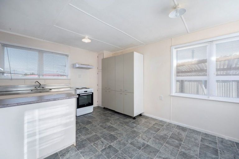 Photo of property in 15 Wharenui Road, Owhata, Rotorua, 3010