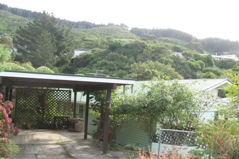 Photo of property in 56 Chester Road, Tawa, Wellington, 5028