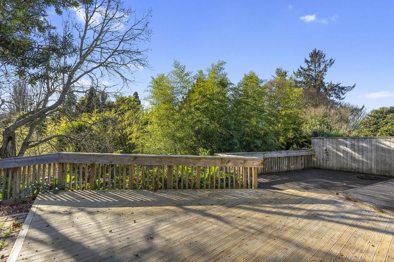 Photo of property in 10 Lynwood Place, Chedworth, Hamilton, 3210