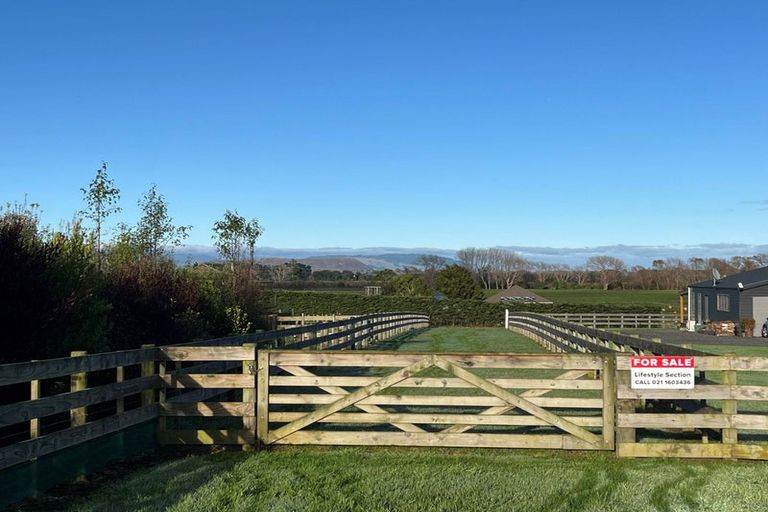 Photo of property in 111a Muhunoa Road West, Ohau, 5570