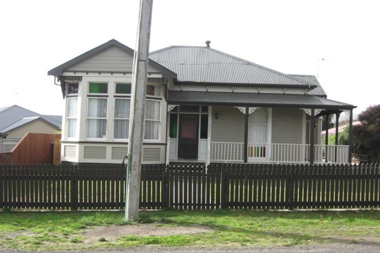 Photo of property in 32 Kaka Road, Raumati Beach, Paraparaumu, 5032