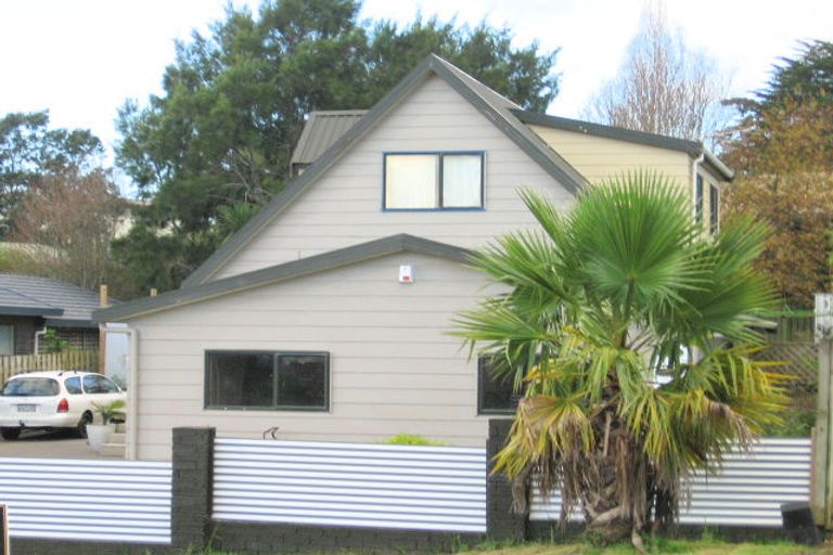 Photo of property in 29 Jelas Road, Red Beach, 0932