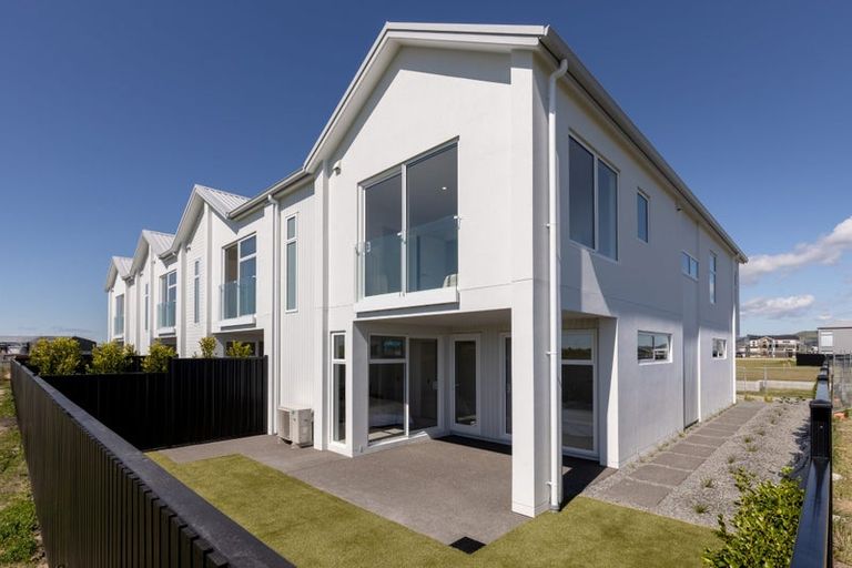 Photo of property in 10 Rehua Way, Papamoa, 3118