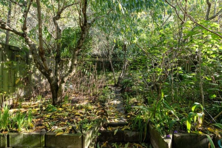 Photo of property in 3/422 Queens Drive, Lyall Bay, Wellington, 6022